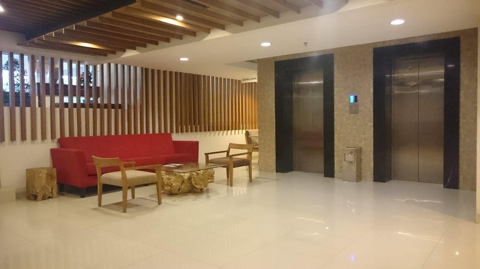 Student Park Hotel Maguwo Екстер'єр фото
