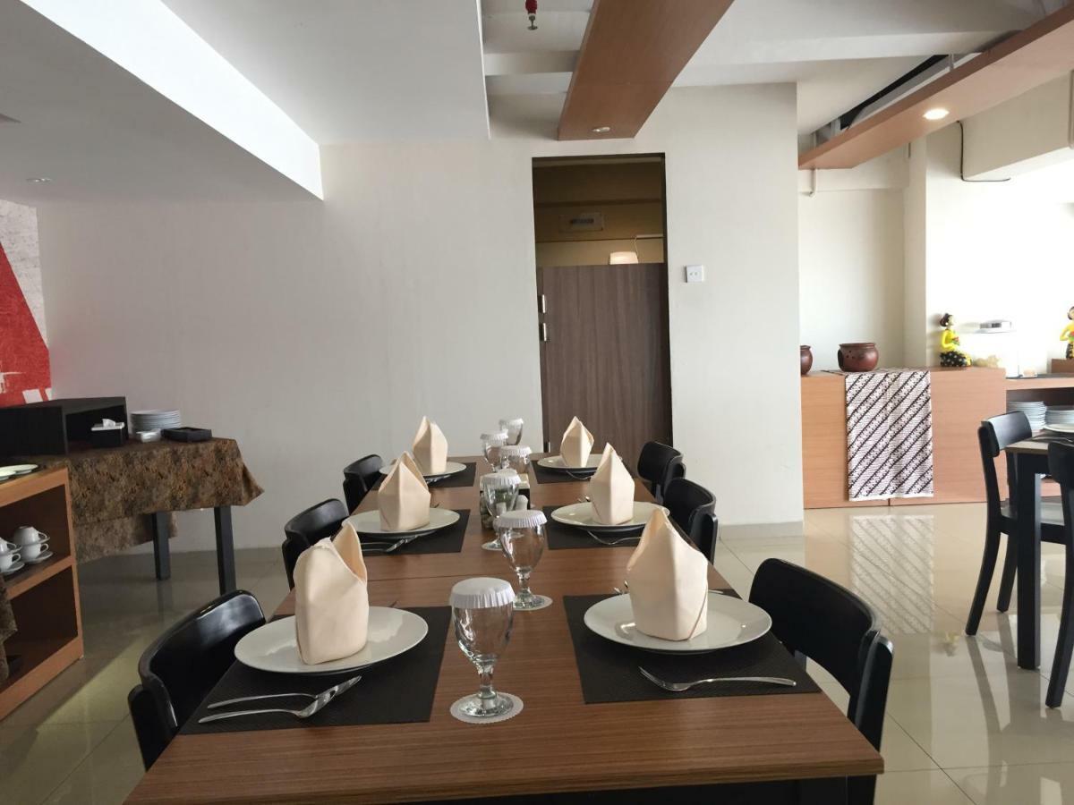 Student Park Hotel Maguwo Екстер'єр фото