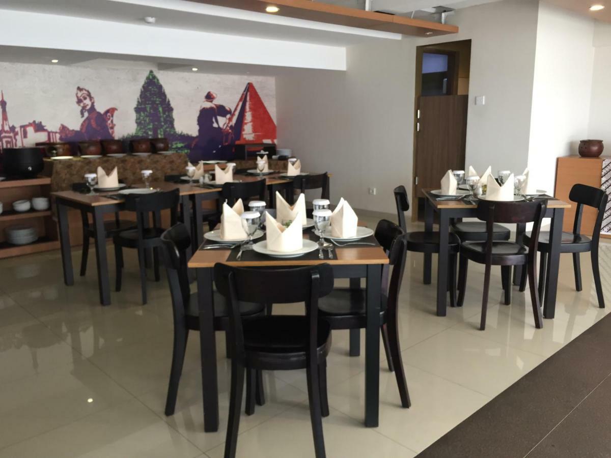 Student Park Hotel Maguwo Екстер'єр фото